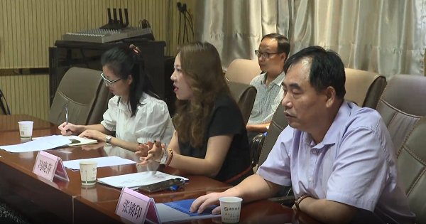 會(huì)談簡照.jpg 會(huì)談簡照.jpg